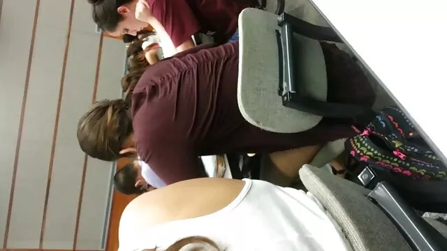 Adulto sem registo  Conhecimento pornô da tigresa das ruas com os ciclistas