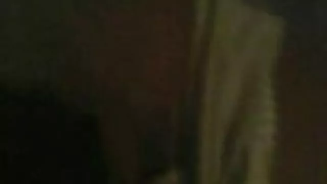Adulto sem registo  Deito-me e pornô de lésbica saio quando a minha mulher chupa pilas.