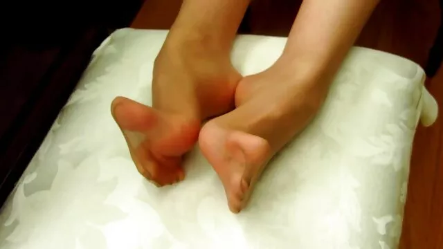 Adulto sem registo  massagem porno festa vaginal para rapariga de cabelo escuro