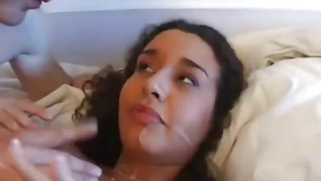 Adulto sem registo  Satisfeito. Noivo novinha do bucetao