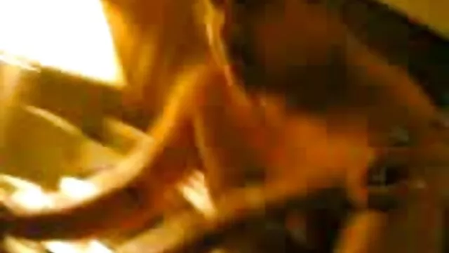 Adulto sem registo  Lambida porno prima e paródia de merda