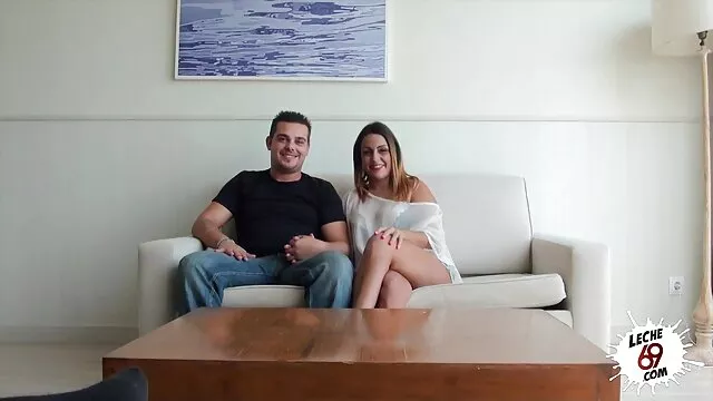 Adulto sem registo  Despeja sementes brancas filmes de sexo grátis em belas mamas e galdéria