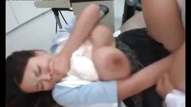 Adulto sem registo  Anal de ébano esticado com Pila grande video prono gratis