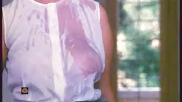 Adulto sem registo  Para enfiar filmes de sexo grátis uma pila no rabo a loira chupa um homem