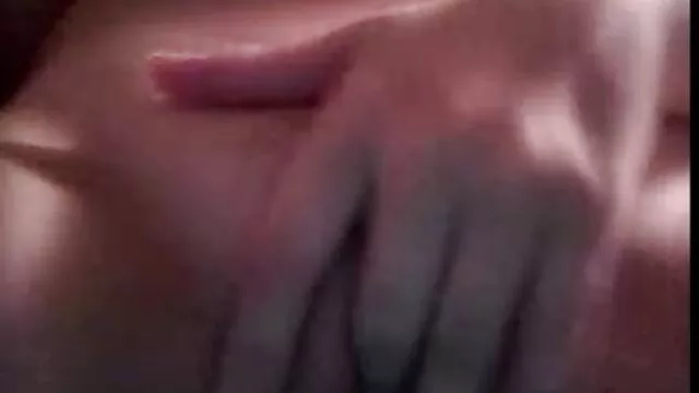 Adulto sem registo  A minha mãe tigresa transando lavou os pratos.