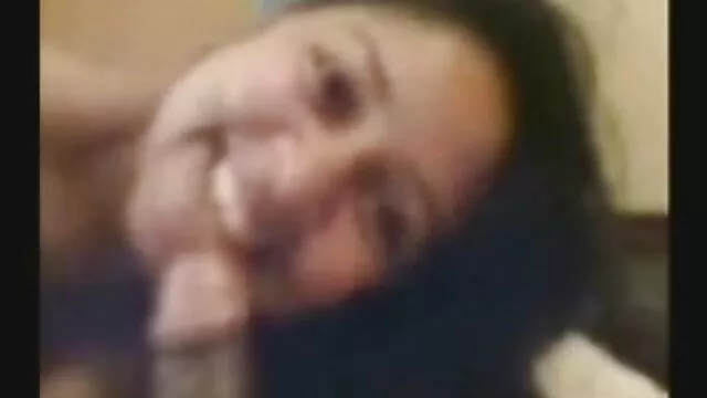 Adulto sem registo  Plantei um estranho filme porno lesbico no director da recepção.