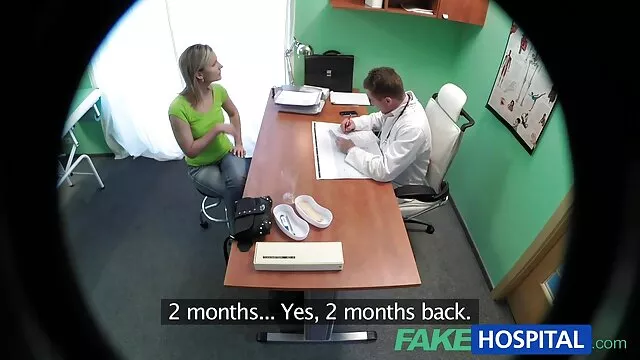 Adulto sem registo  Atraiu uma rapariga porno em família fiel ao namorado.