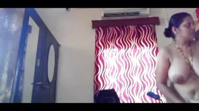 Adulto sem registo  Levantei suruba gostosa as calças para não perturbar o tremor.